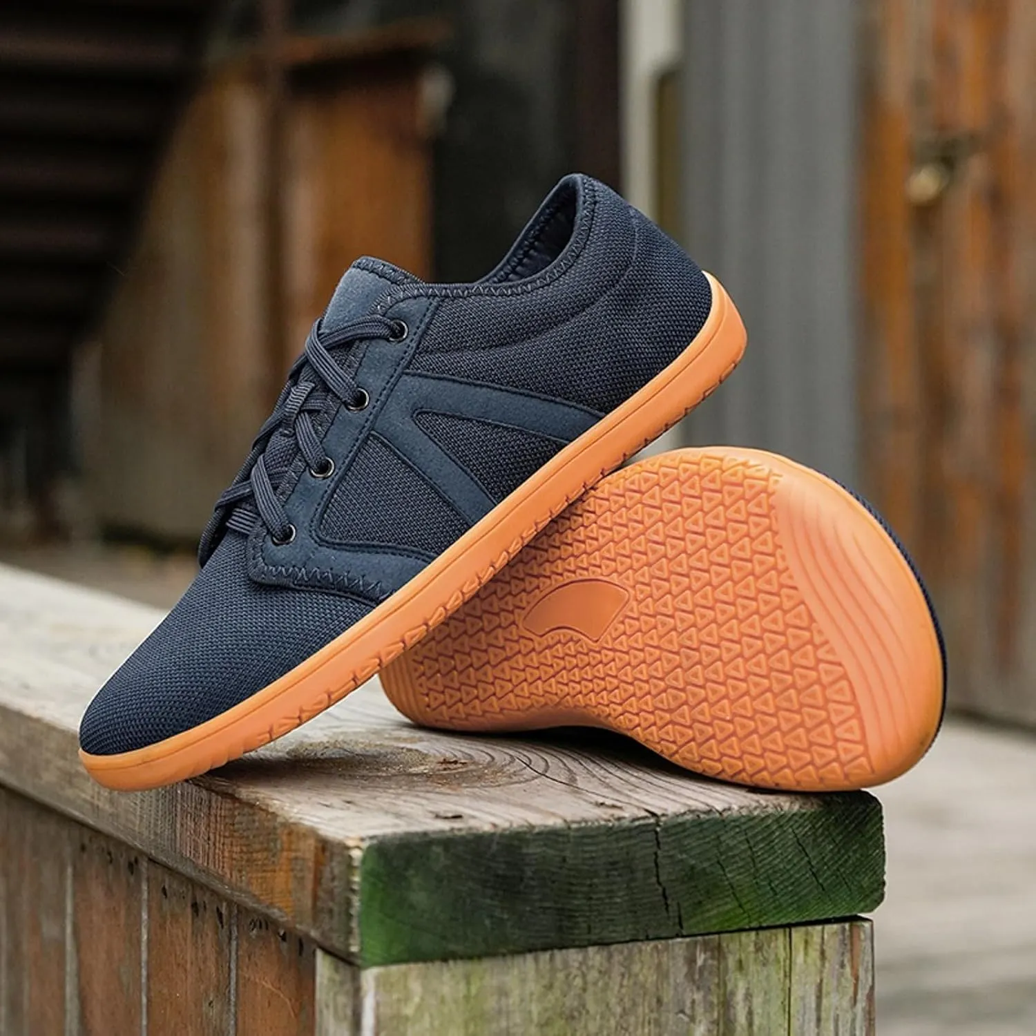 Comfortable Soft Sole Inner and Outdoor Sports and Casual Shoes for Men and Women Mens Slip on Canvas Shoes
