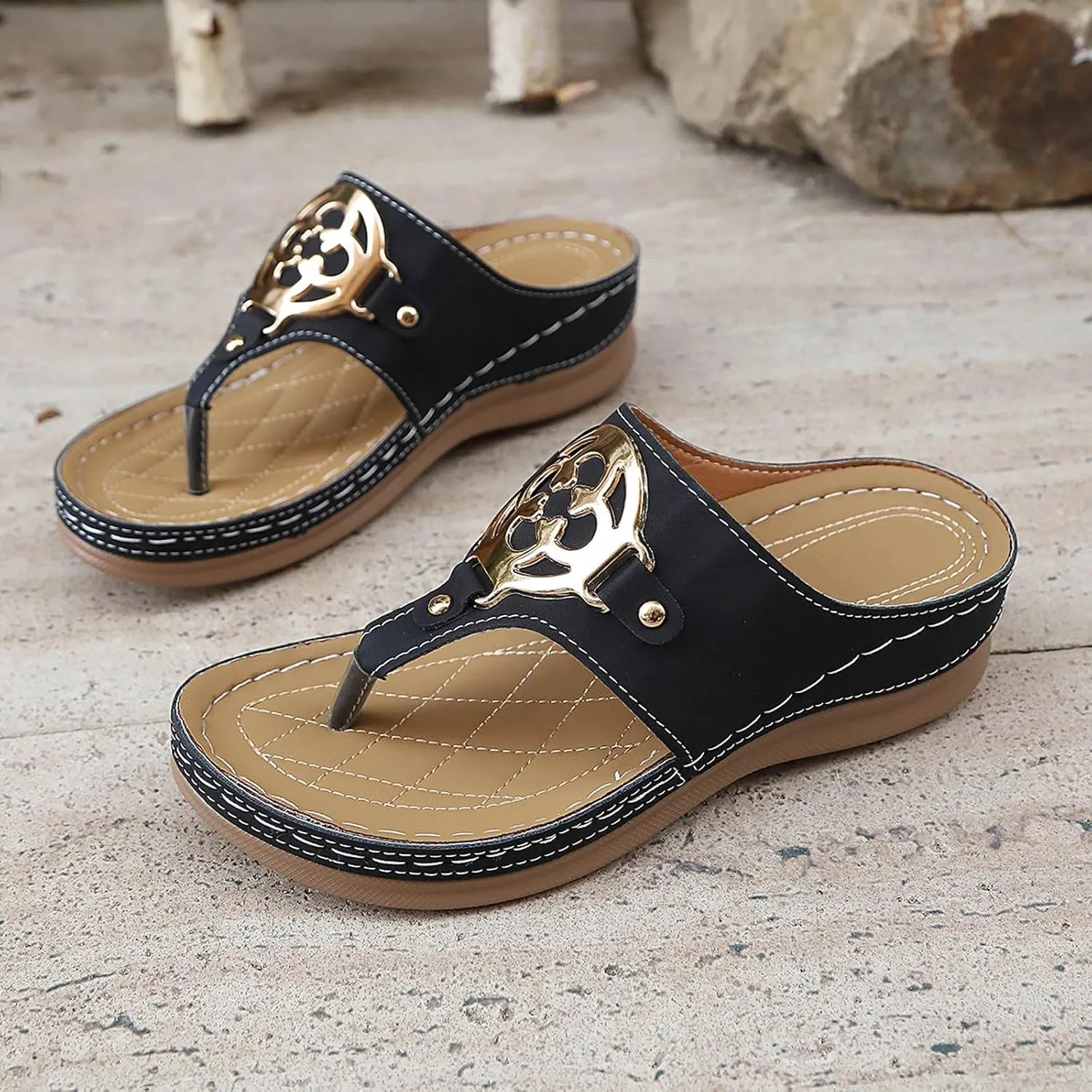 Comfortable Women's Slippers Daily Wear with Thong Design and Wedge Heel Perfect Rubber Sole Slippers for Women Outside