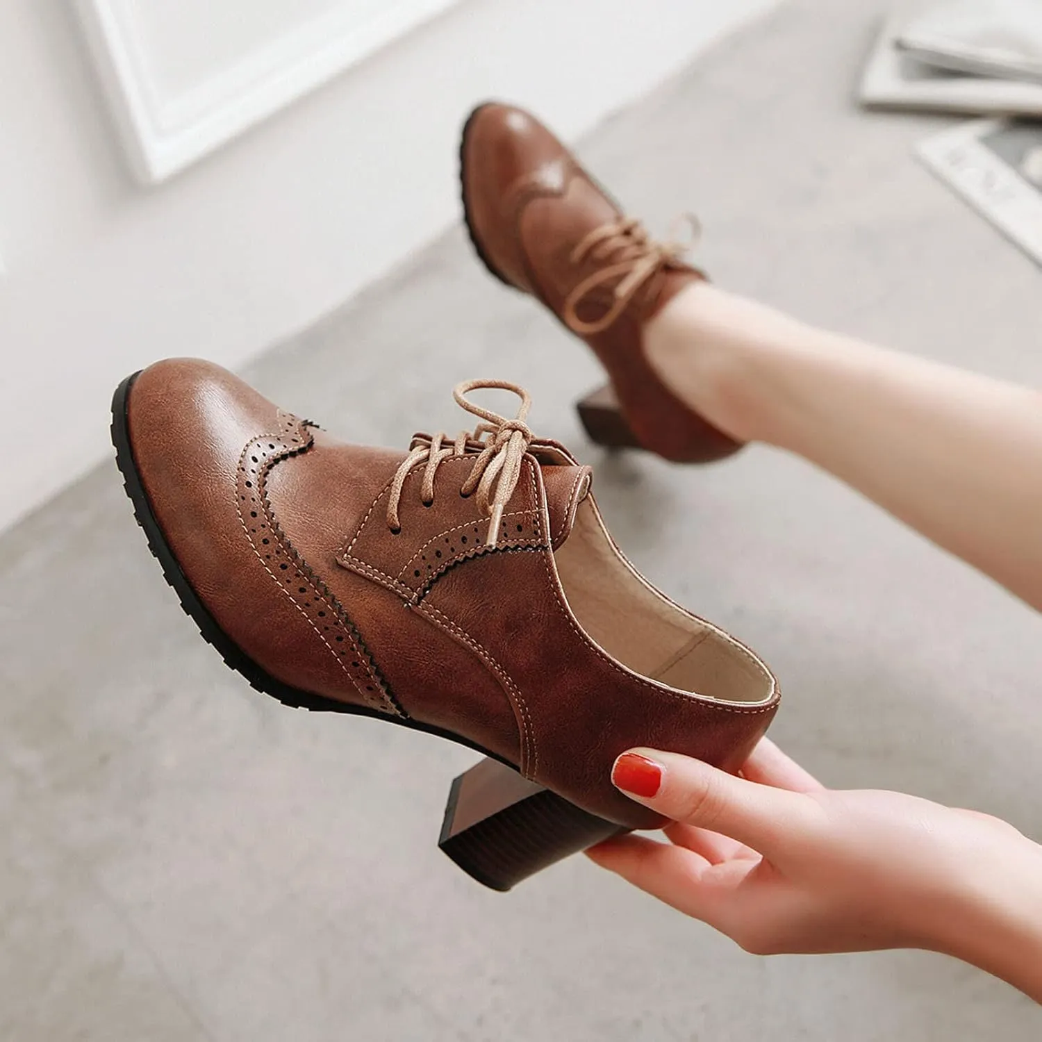 CYNLLIO Women's Block Chunky Heel Oxfords Shoes Vintage Lace-up Brogues Shoes Office Shoes Party Dress Shoes