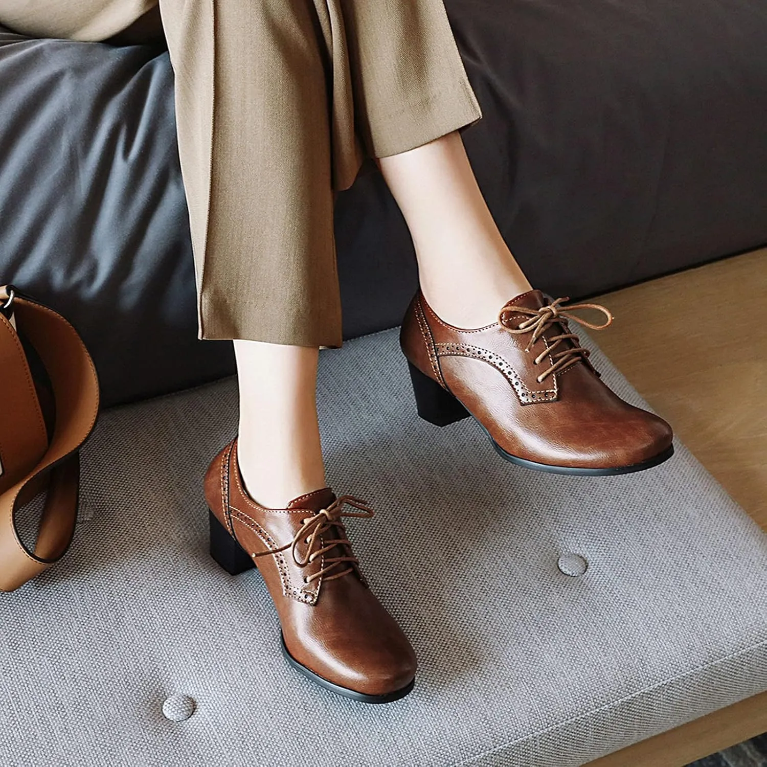 CYNLLIO Women's Block Chunky Heel Oxfords Shoes Vintage Lace-up Brogues Shoes Office Shoes Party Dress Shoes