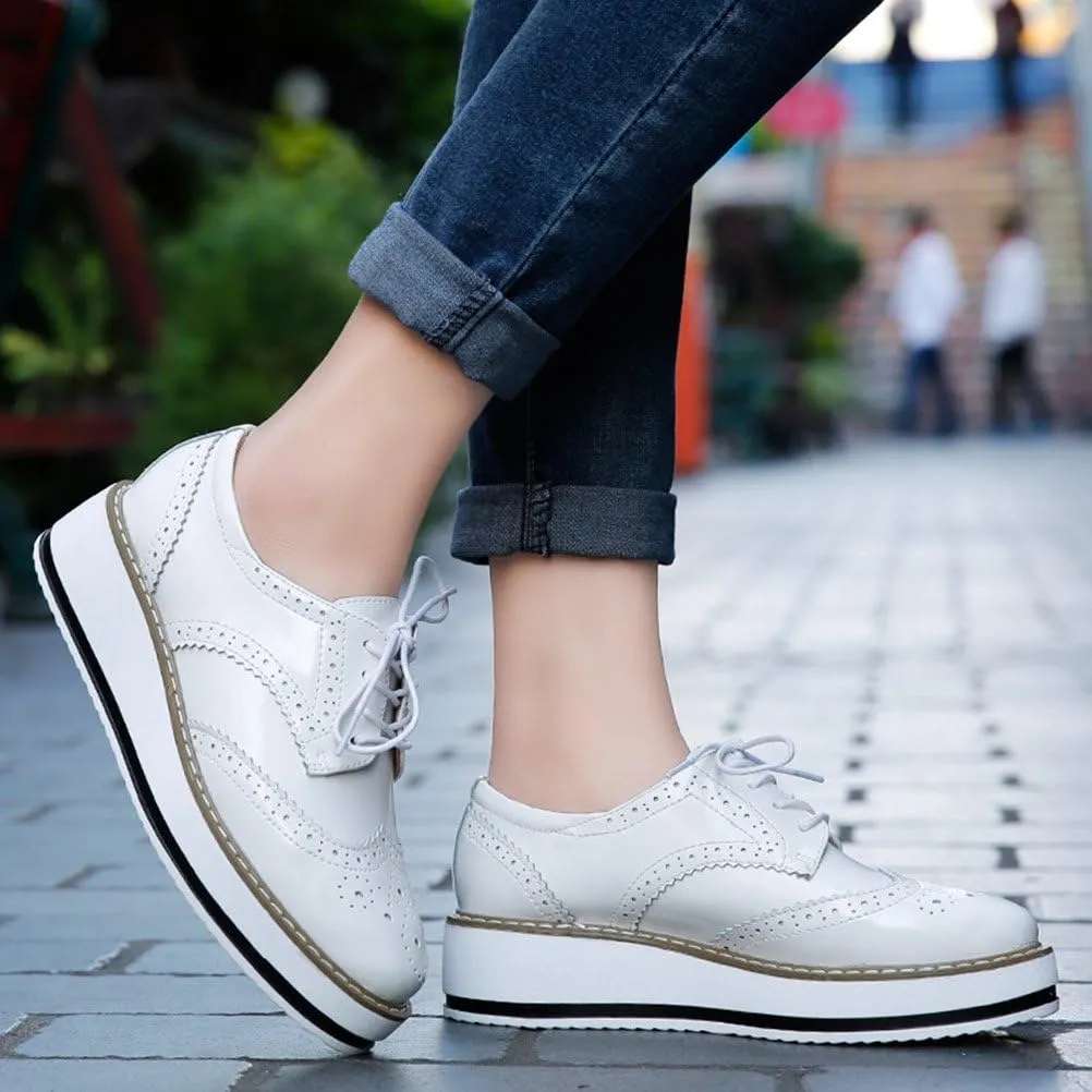 DADAWEN Women's Platform Lace-Up Wingtips Square Toe Oxfords Shoe