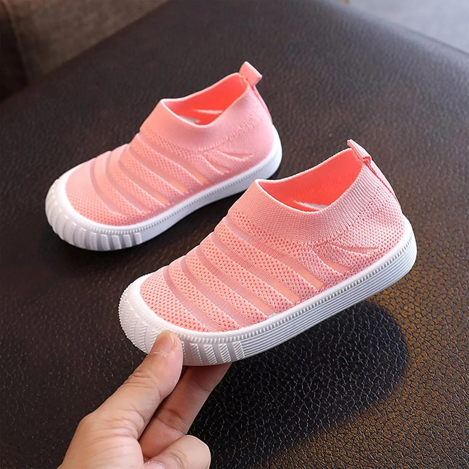 EnJoCho Baby Breathable Shoes Summer And Autumn Girls Sneakers Flying Woven Mesh Breathable Comfortable Flat Casual Shoes