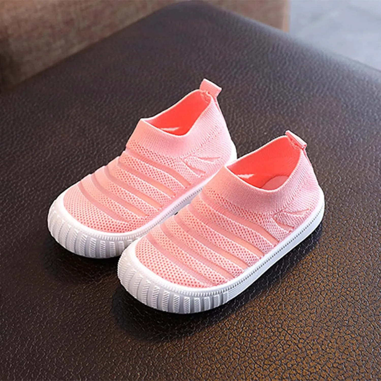 EnJoCho Baby Breathable Shoes Summer And Autumn Girls Sneakers Flying Woven Mesh Breathable Comfortable Flat Casual Shoes
