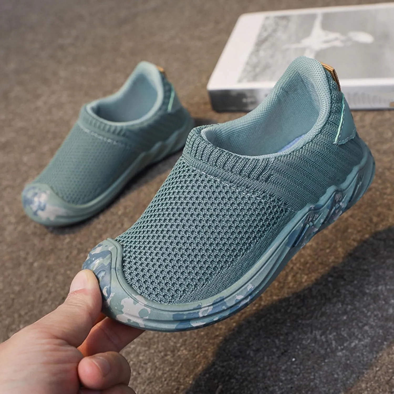 Kids Shoes Boys Breathable Mesh Lightweight Girls Running Shoes Toddlers' Sandals Soccer Shoes Boys Walking Sport Shoes