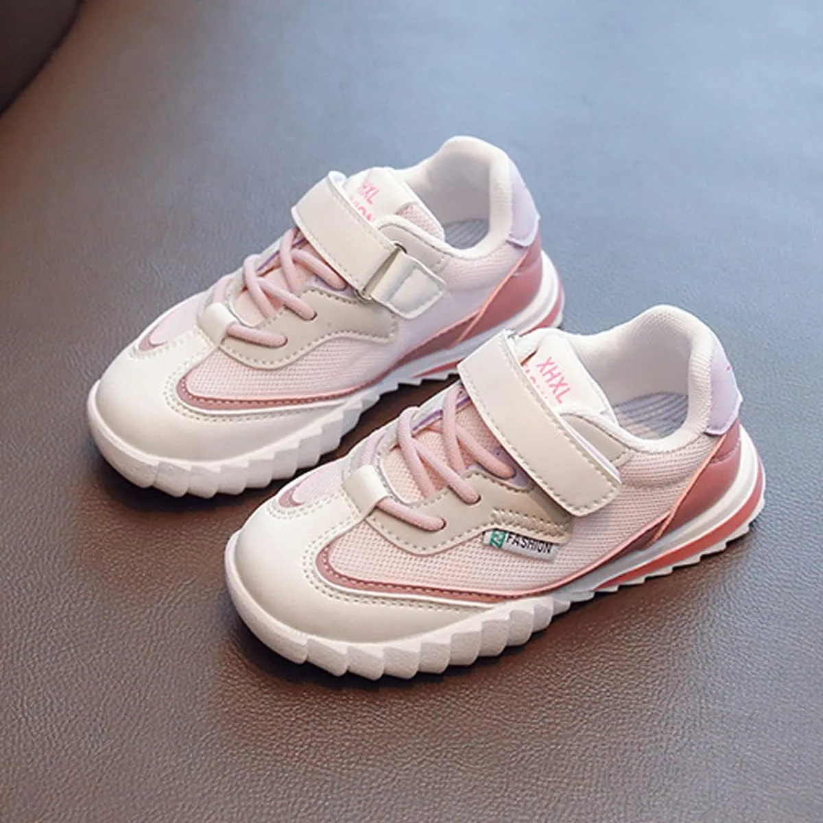Lightweight Kids Sneakers,Mesh Running Shoes Breathable Boys Girls Athletic Running Shoes