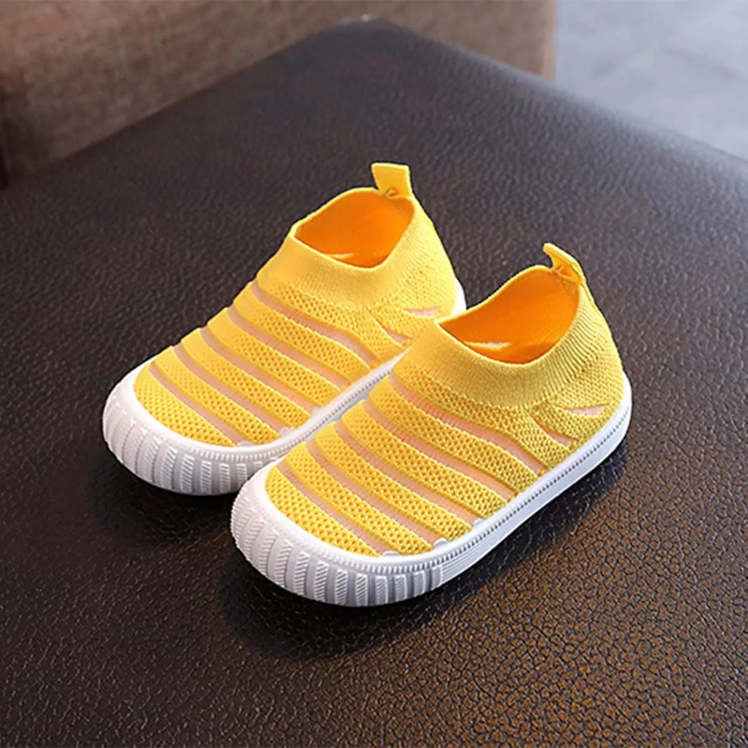 Little Girls Sneakers Autumn Flying Woven Mesh Breathable Comfortable Flat Casual Shoes Cute Girls Basketball