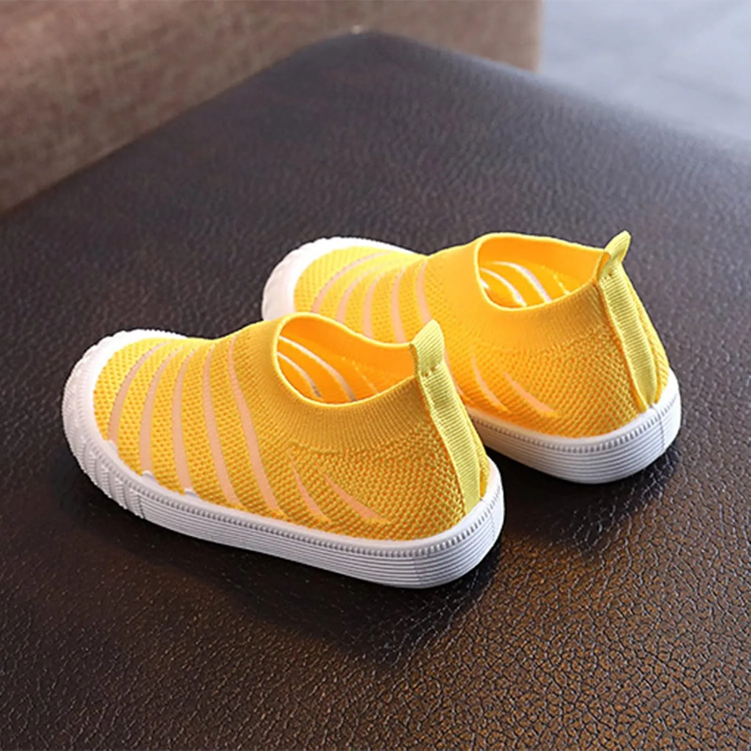 Little Girls Sneakers Autumn Flying Woven Mesh Breathable Comfortable Flat Casual Shoes Cute Girls Basketball
