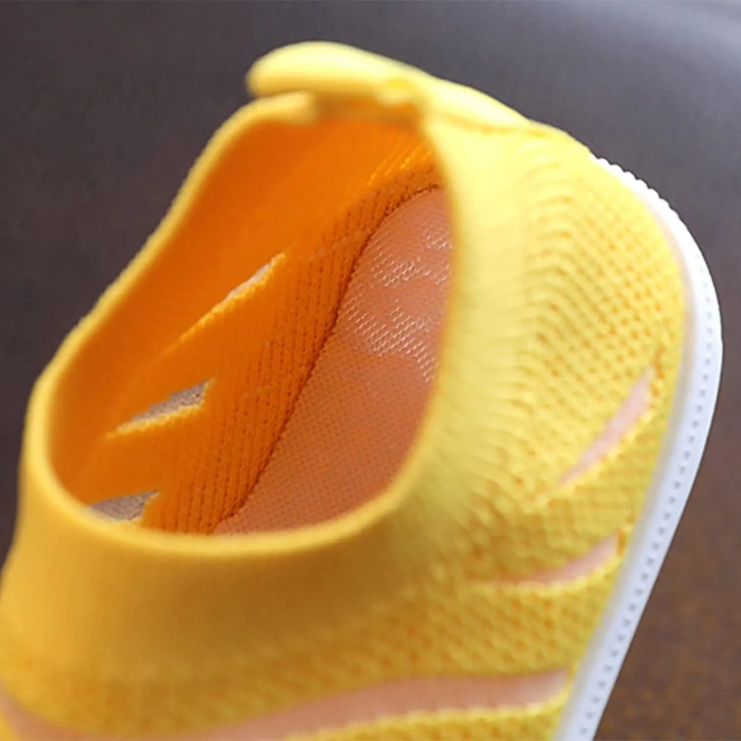 Little Girls Sneakers Autumn Flying Woven Mesh Breathable Comfortable Flat Casual Shoes Cute Girls Basketball