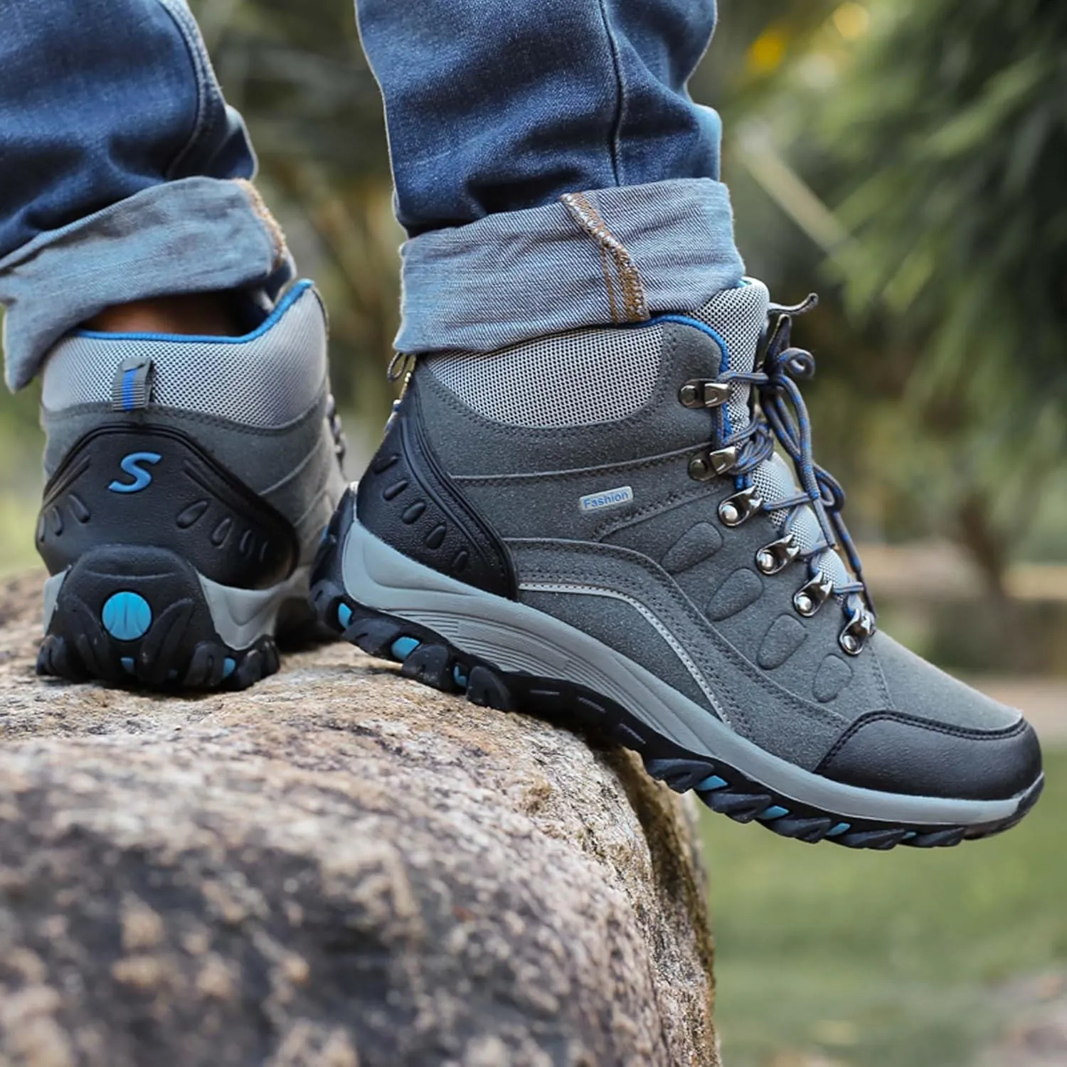 Mens And Womens Anti Slip And Wear Resistant Lace Up Hiking Boots Comfortable And Breathable Walking Boots Rubber Soles Scenic Spots Tourist Boots Couple Park Walking Boots Rock Climbing Boots