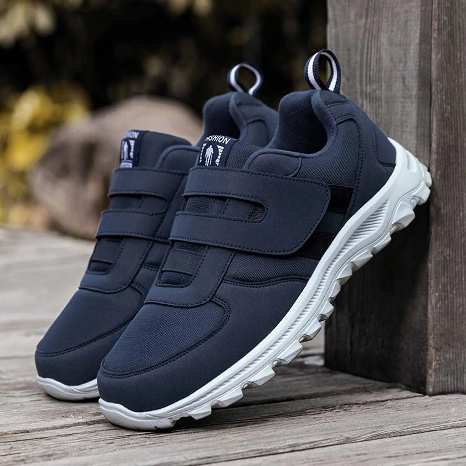 Men's Fashion Sneakers Couple Models Men's Middle and Elderly Light and Comfortable Non Slip Hook Loop Walking Sport