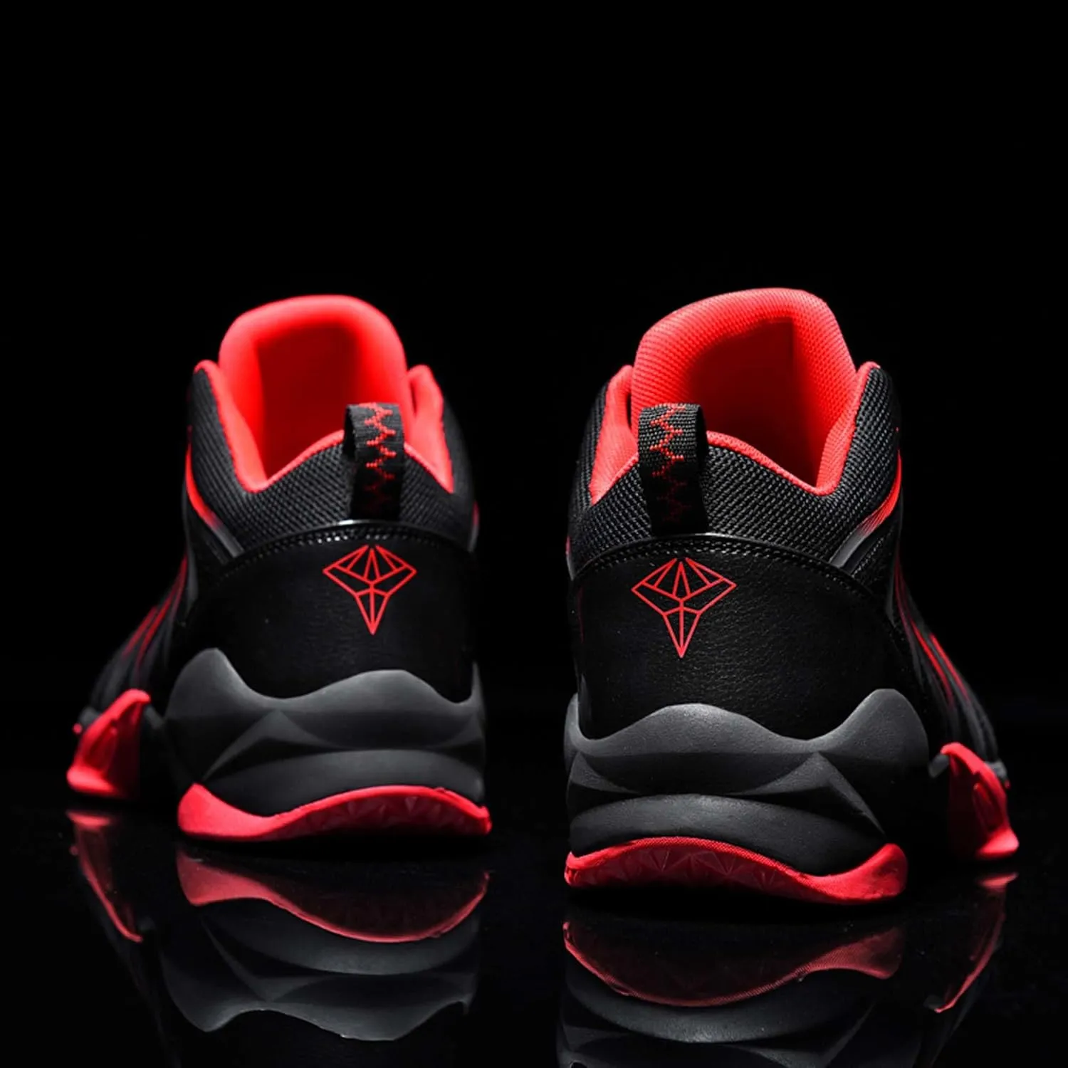 Men's Lightweight Basketball Shoes Fashion Breathable Sneakers Comfortable Anti-Slip Women's Basketball Shoes Anti-Slip Training Running Tennis Shoes Teenagers Street Basketball Sneakers