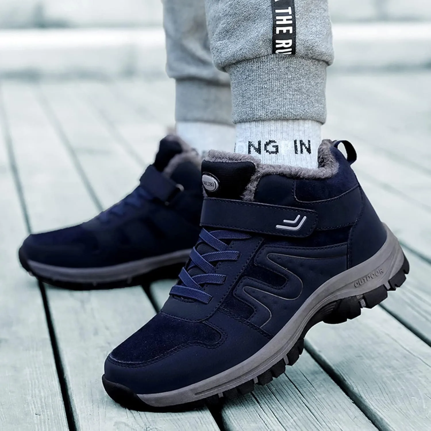 Men's Work Boots Composite Toe Hiking Sneakers Shoes Warm Fur Lined Workout Shoes for Women Non Steel Toe Work Botas Soft Toe Non Slip Rubber Sole Hike Grounded Footwear