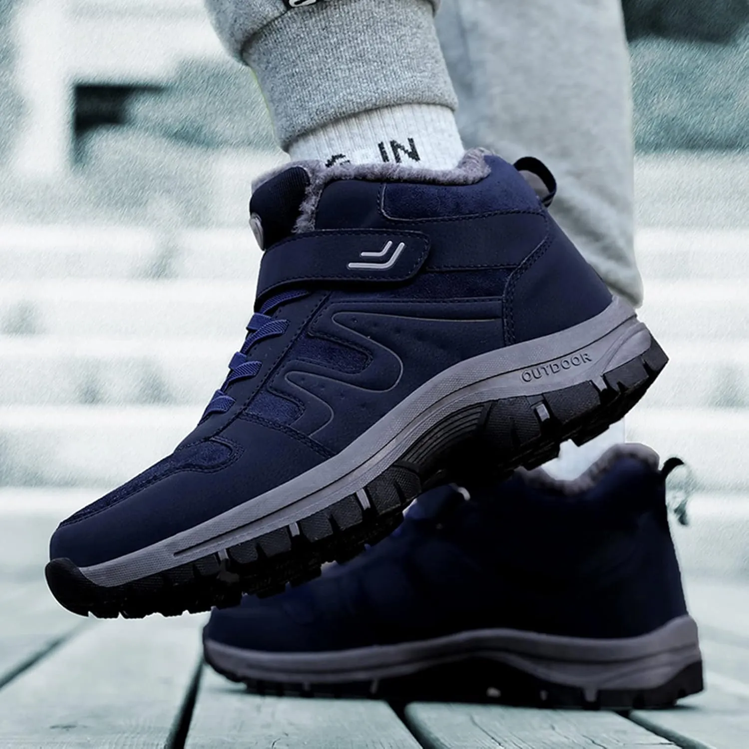 Men's Work Boots Composite Toe Hiking Sneakers Shoes Warm Fur Lined Workout Shoes for Women Non Steel Toe Work Botas Soft Toe Non Slip Rubber Sole Hike Grounded Footwear