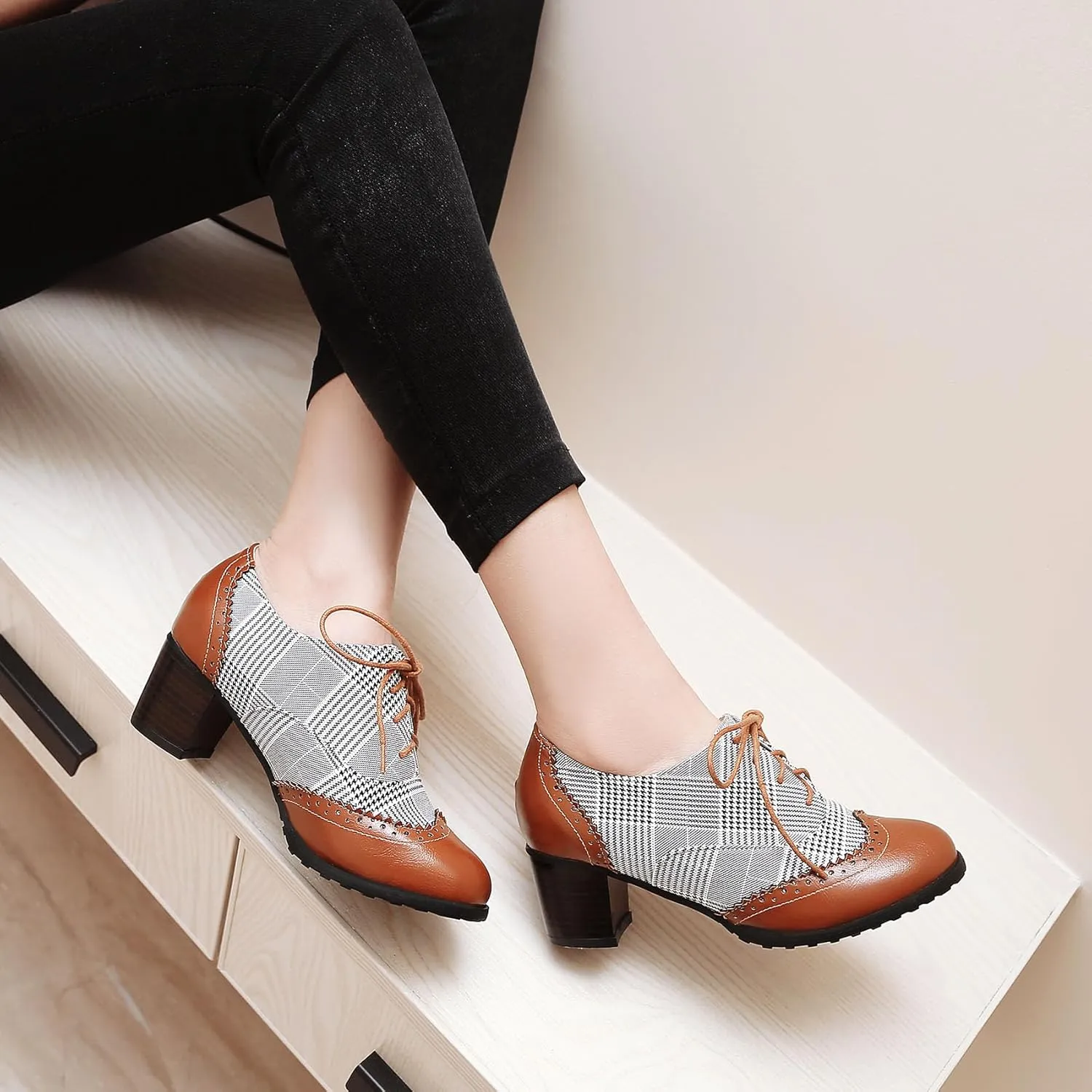 SHEMEE Women's Retro Wingtip Block Heel Lace Up Oxfords Stacked Chunky High Heels Pumps Vintage Round Toe Brogues Dress Shoes
