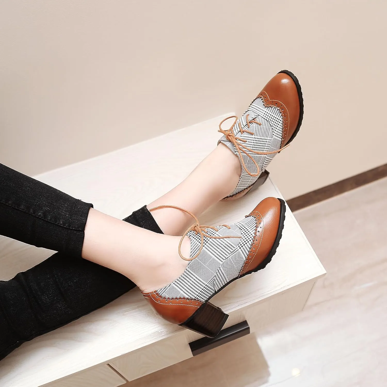 SHEMEE Women's Retro Wingtip Block Heel Lace Up Oxfords Stacked Chunky High Heels Pumps Vintage Round Toe Brogues Dress Shoes