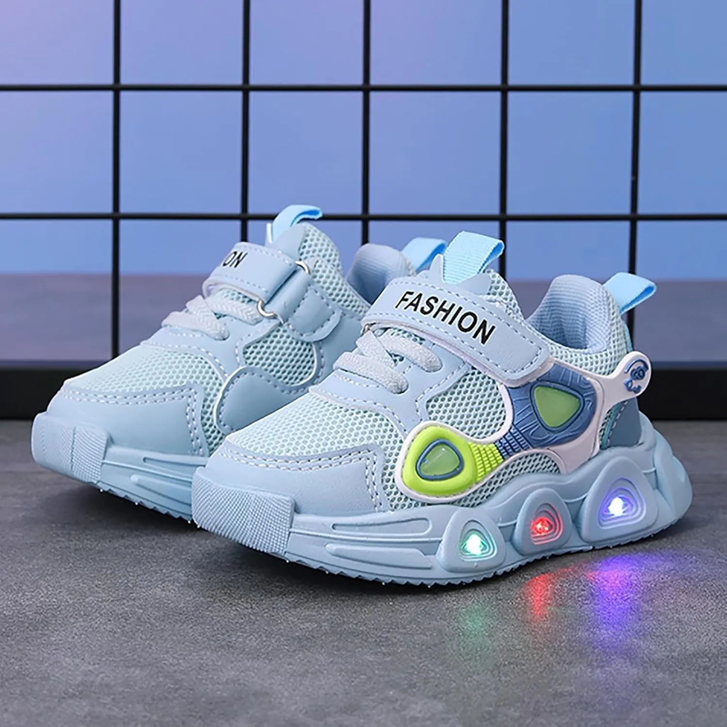 Sneakers for Girls Baby Toddler Boys Girls LED Light Sneakers Walking Shoes 1-6 Years Old Kids Mesh Sport Running Shoes