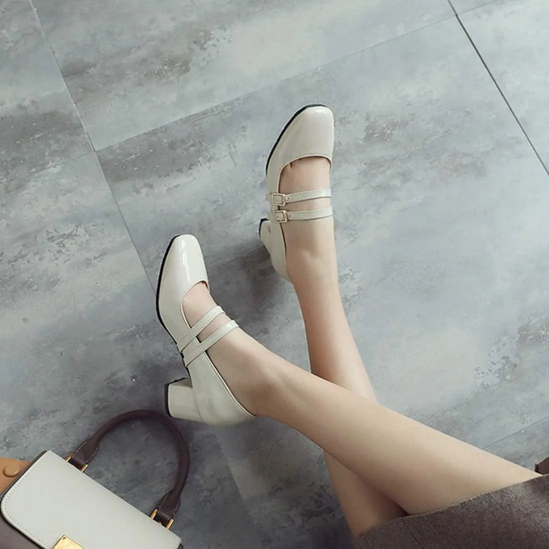 VOKLIN Women's Mary Jane Pump Oxford Retro Square Toe Buckle Strap Patent Leather Chunky Mid Heel Dress Shoes
