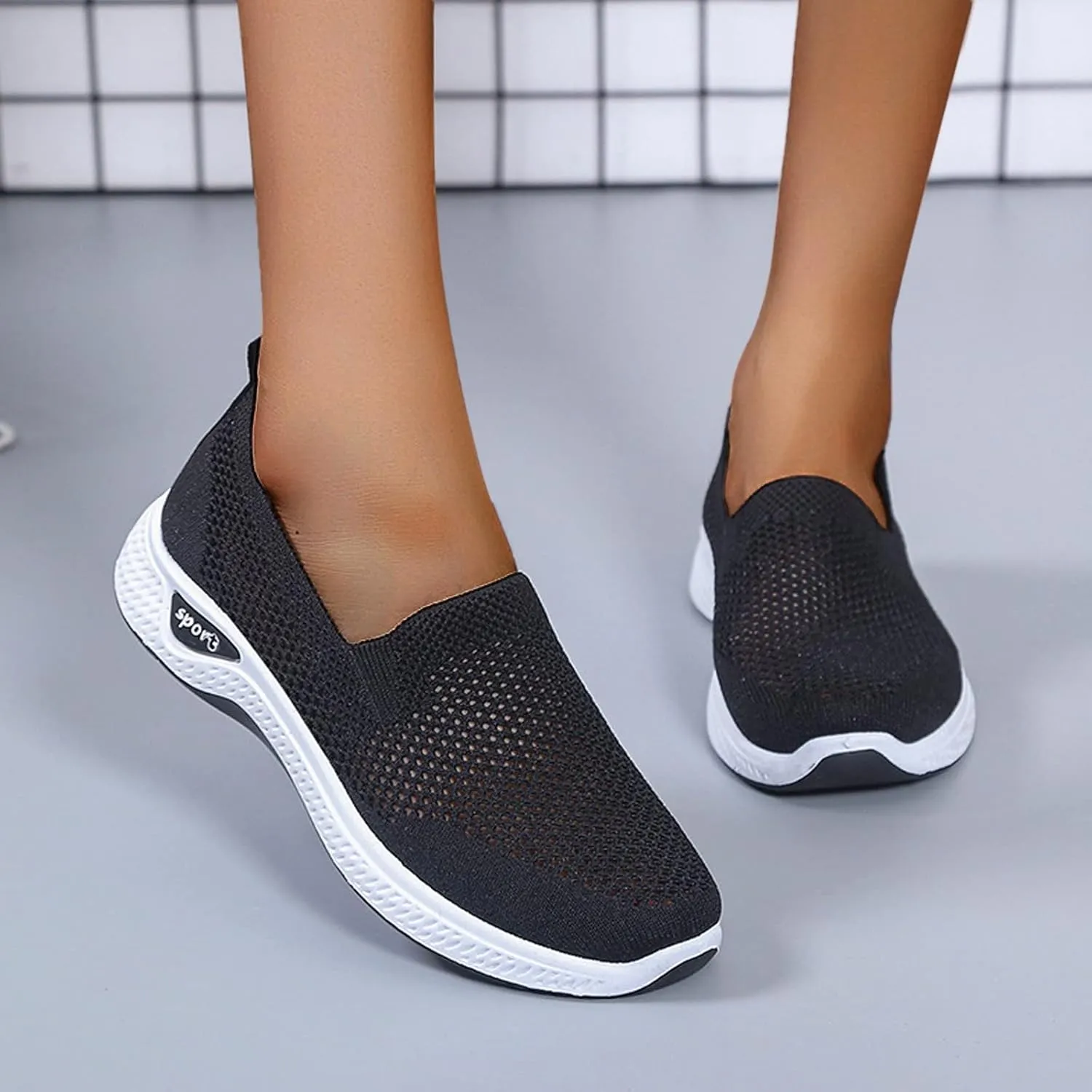 Women Casual Slip On Sneakers Lightweight Walking Shoes Comfortable Canvas Flats Non Slip Breathable Loafers