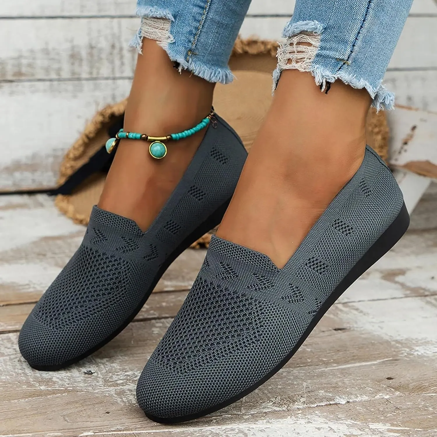 Women's Casual Mesh Slip-On Wide Flat Round Toe Air Cushioned Black Running Tennis Walking Shoes