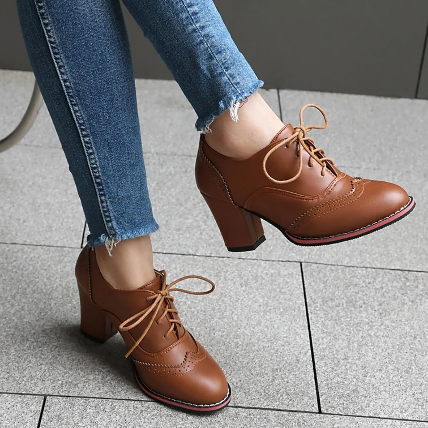 Women's Lace Up Chunky Heeled Oxfords Round Toe Vintage Stacked Block Heels Wingtip Brogues High Heel Dress Pumps