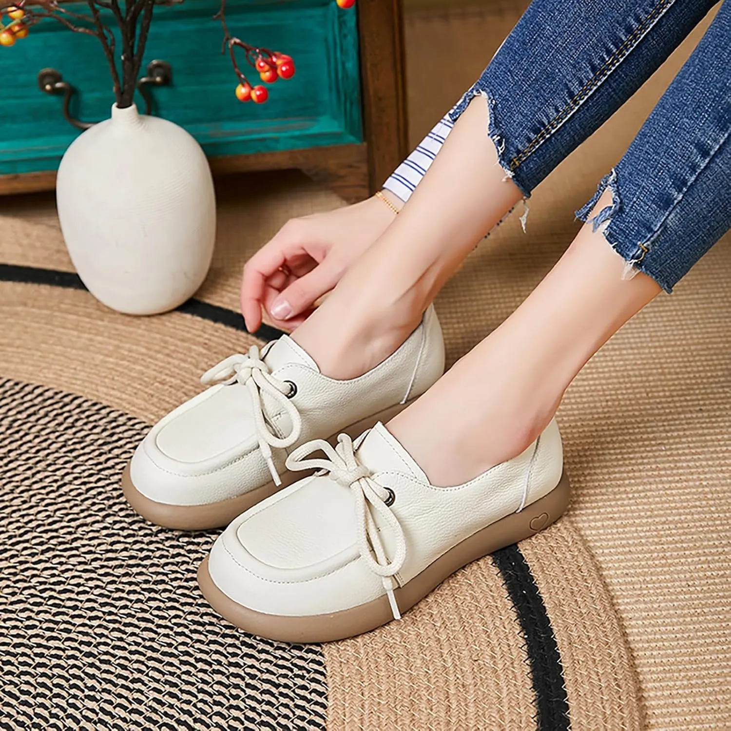 Women'S Leather Slip On Soft Sole Oxfords Comfortable Breathable Round Toe Lace-Up Platform Loafers Casual Non Slip Driving Office Work Dress Shoes
