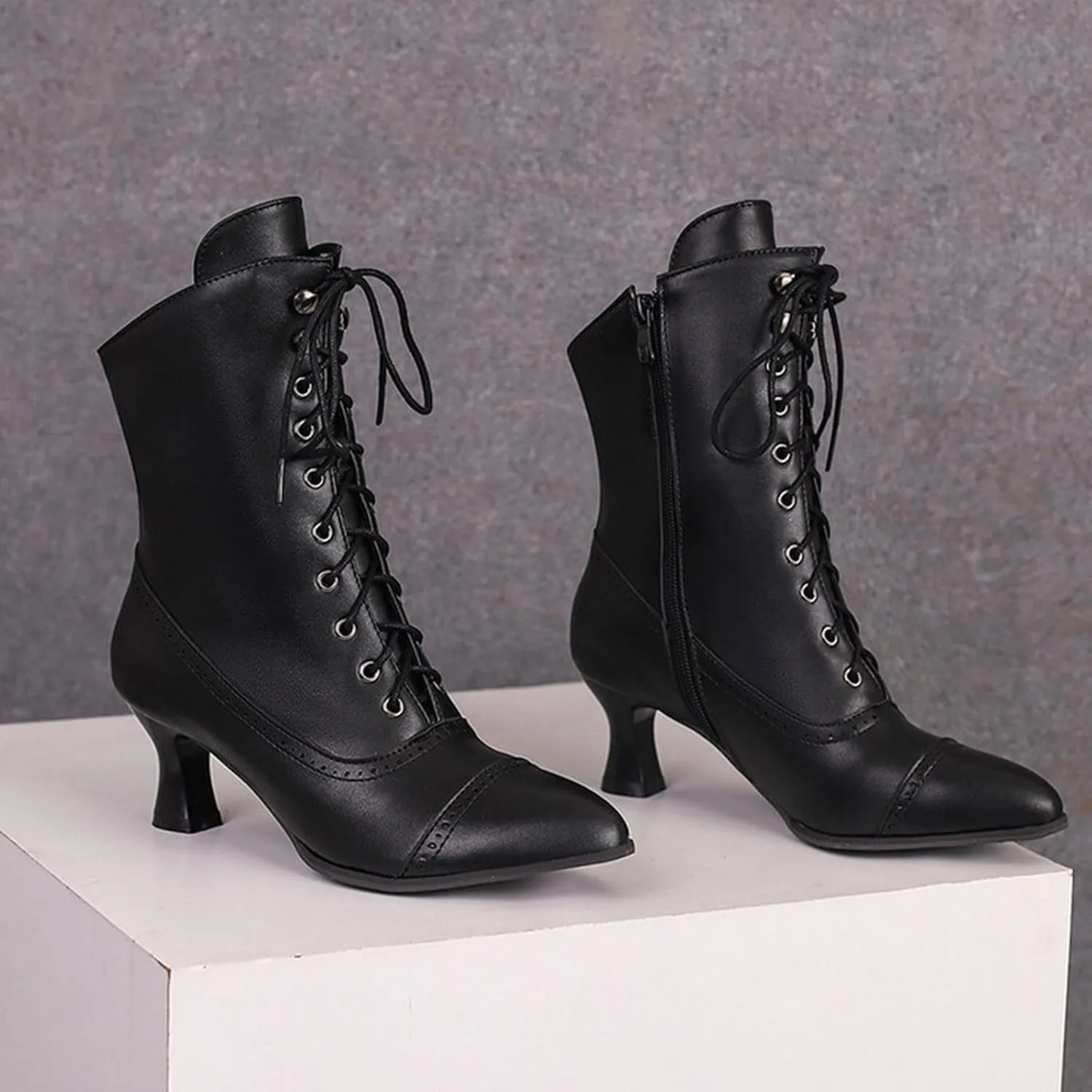 Women's Lug Sole Combat Ankle Bootie Lace up Low Chunky Block Boots Fashion Causal Shoes Side Zipper Pull On Chelsea Chukka