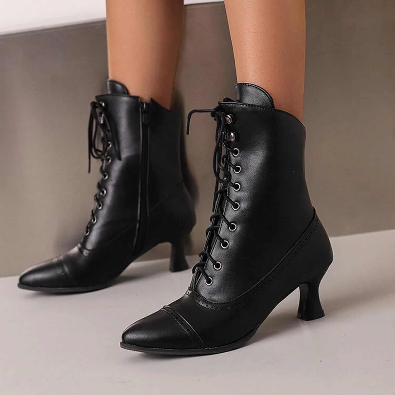 Women's Lug Sole Combat Ankle Bootie Lace up Low Chunky Block Boots Fashion Causal Shoes Side Zipper Pull On Chelsea Chukka