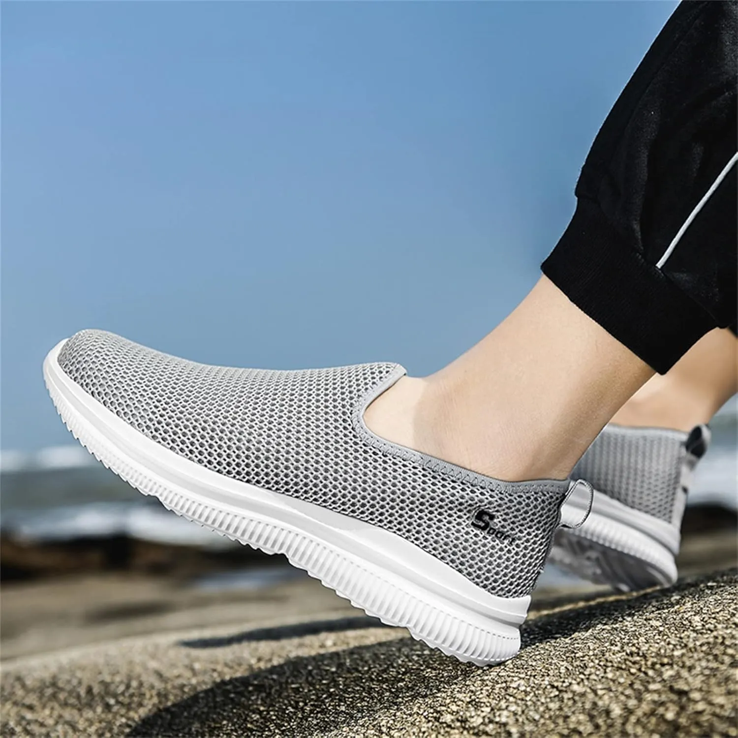 Women's Slip on Shoes Canvas Sneakers Loafers Non Slip Tennis Shoes Men Dressy Casual Black Shoes Slip On Sneakers Slip On Tennis Shoe Cross Trainer Shoe