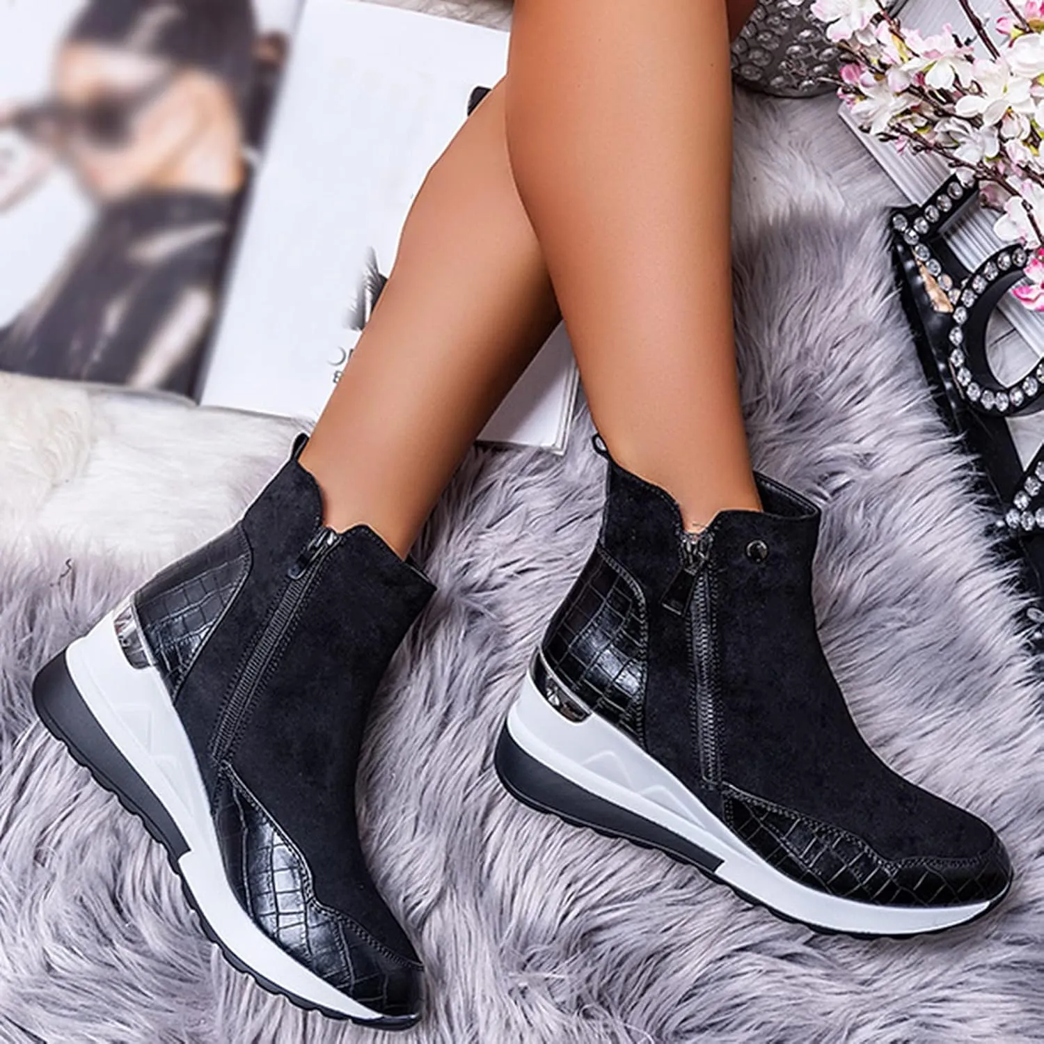 Womens Snow Boots Wide Adults Waterproof Winter Shoes Women Snow Boots Winter Shoes with Fur Lined Non Slip Snow Shoes for Women Womens Dress Shoes Men Winter Booties