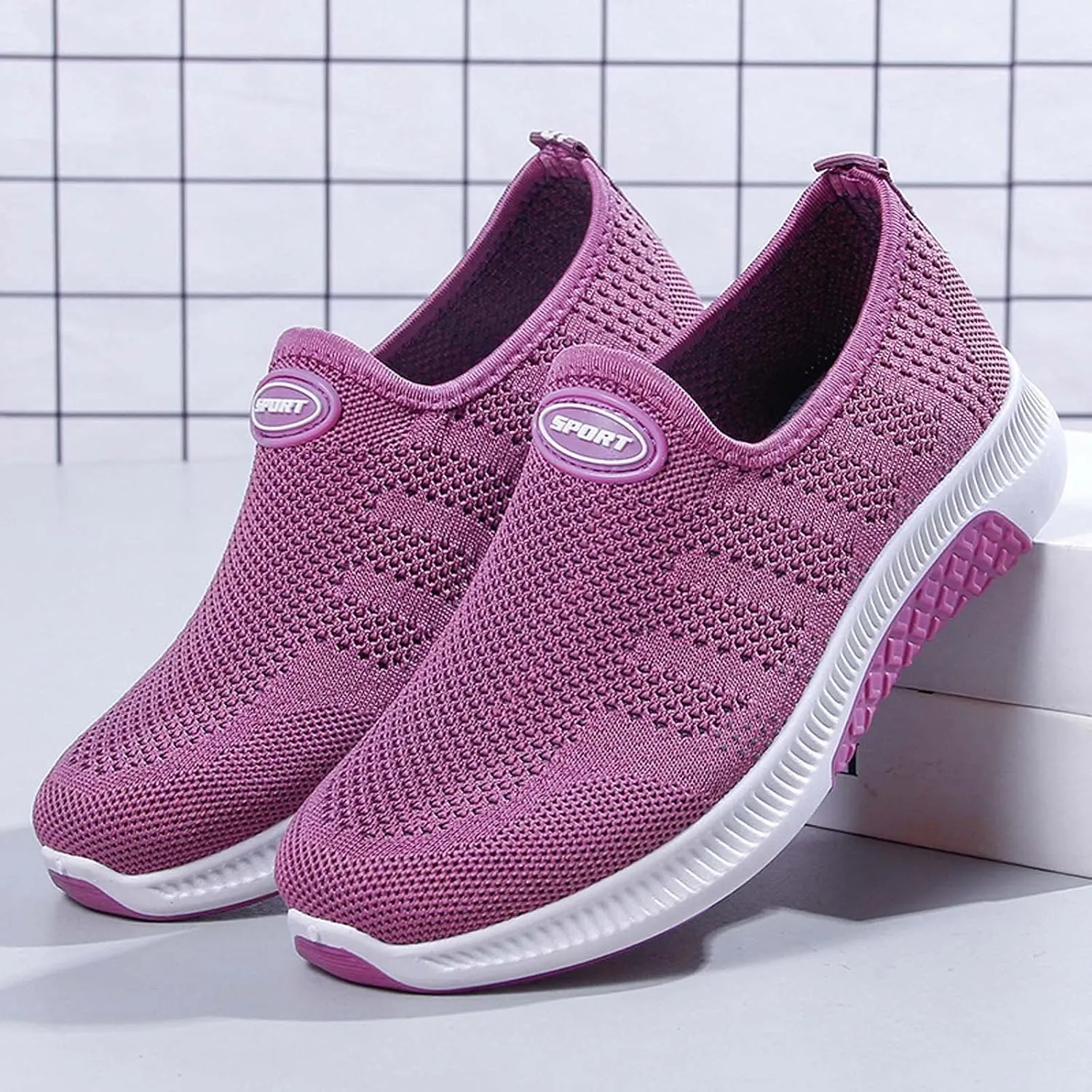 Womens White Sneakers Casual All Black Sneakers for Women Cute Casual Shoes for Women 2023 Wide Width Womens Tennis Shoes 7.5 Wide Slip On Shoes for Women Indoor Fluffy