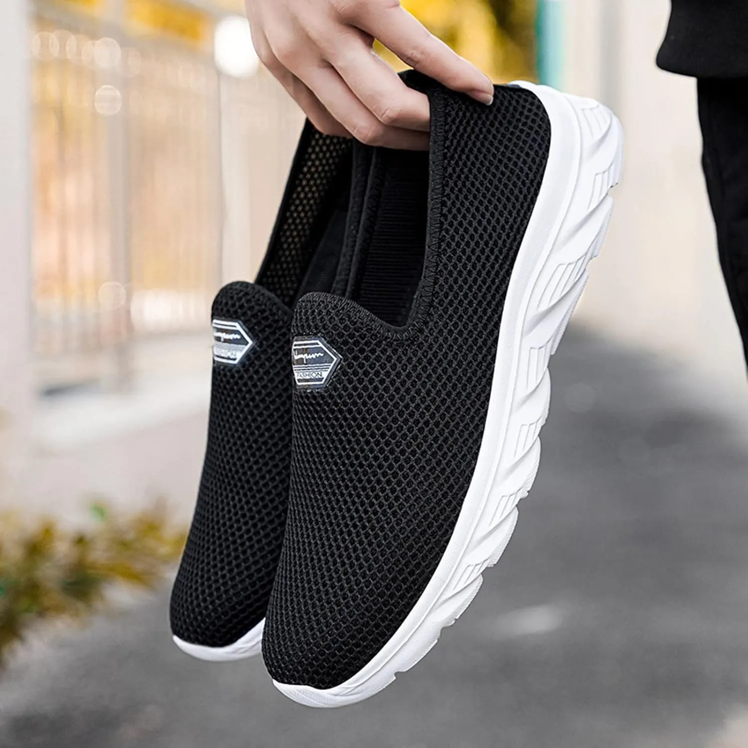 Womens White Tennis Shoes Leather Sneakers Casual Walking Shoes for Women Shoes to Prevent Tip Toe Walking Womens Loafers Shoes Mens Waterproof Sneakers